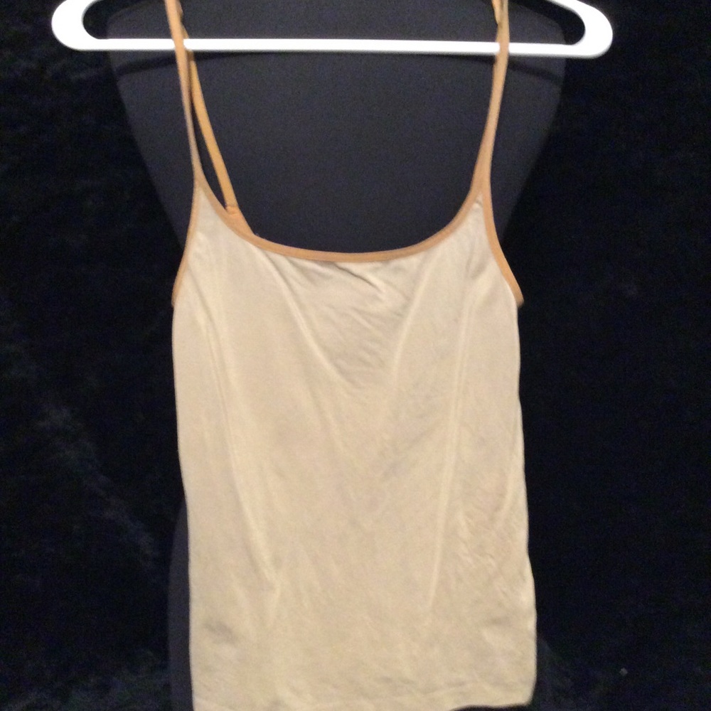 Lace & solid tank tops - Picture 5 of 11